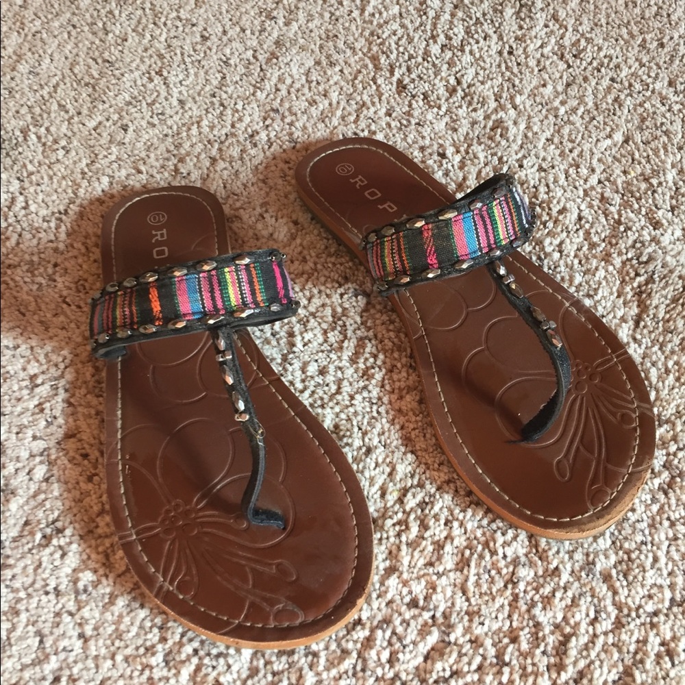Roper flip flops size 10